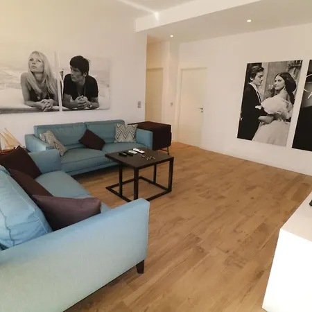 Luxury 3 Bedroom Rue D'antibes 410 By Interhome