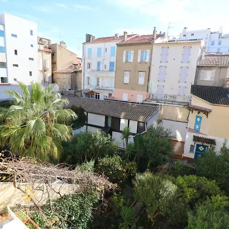 Apartment Luxury 3 Bedroom Rue D'antibes 410 By Interhome