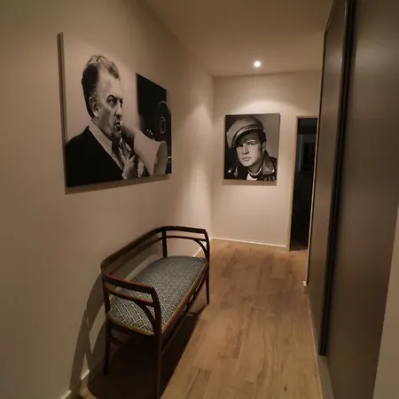 Apartment Luxury 3 Bedroom Rue D'antibes 410 By Interhome