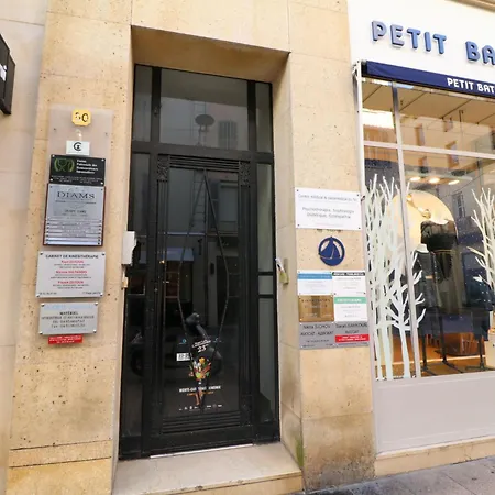 Apartment Luxury 3 Bedroom Rue D'antibes 410 By Interhome